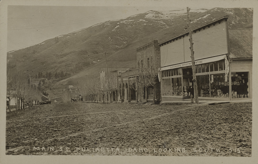 Main St. Juliaetta, Idaho, looking south. 515.